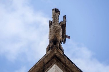 İpek Borsası binası Valencia Lonja de la Seda gargoyles detayı