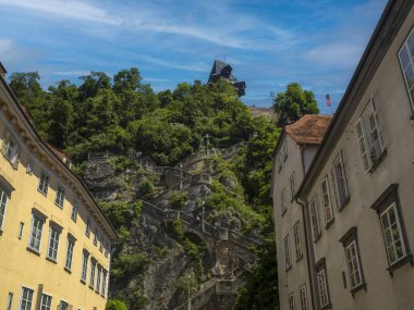 Saat kulesi Graz Avusturya tarihi ev manzaralı