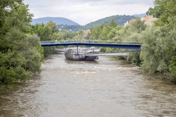 Marinsel Konstgjord Graz Flodbro Österrike — Stockfoto