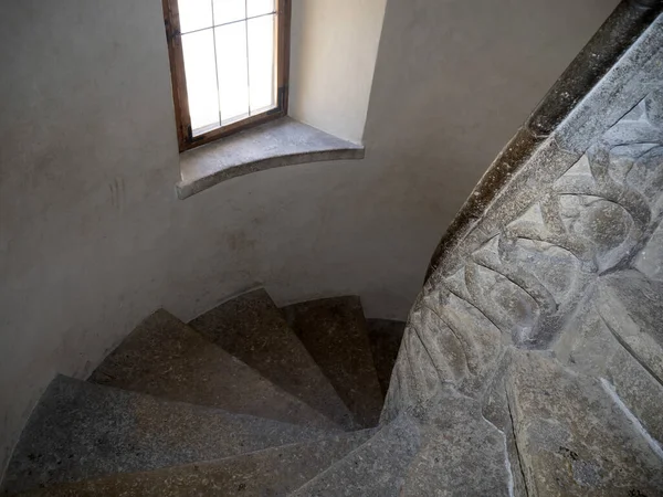 奥地利格拉茨公共双螺旋楼梯 — 图库照片