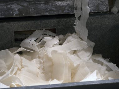 Sabun fabrikası rengarenk yumurtalar.