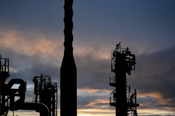 Oil Refinery Silhouette Isolated Sunset Background — Stock Photo, Image