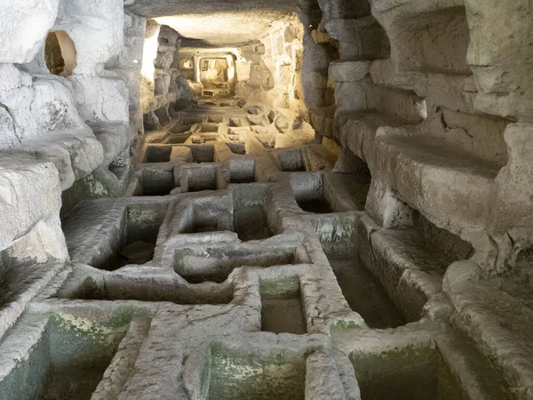 Starověké Cava Ispica Katakomby Spižírna Jeskyně Sicílie — Stock fotografie
