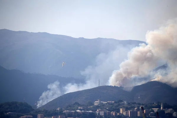 July 2022 Big Fire Genoa Hills Italy — ストック写真