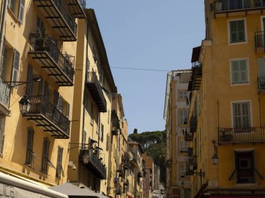 Güzel Fransa eski kasaba binaları boyalı evler