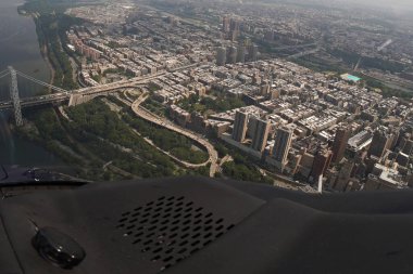 New York şehri Manhattan helikopter turu havadan şehir manzarası panoraması