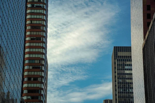 New York City Wolkenkratzer Von Street View Sonnigem Tag — Stockfoto