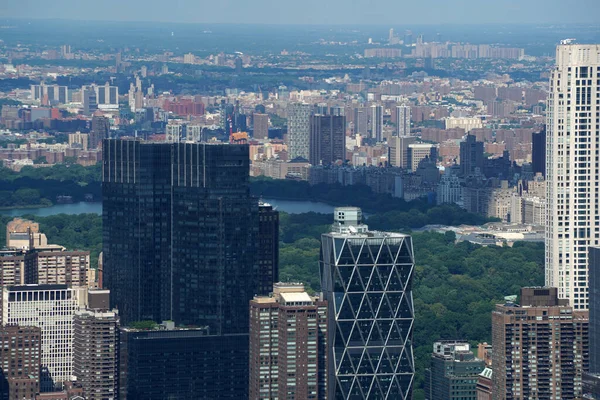 纽约城市空中全景从胡德森造船厂玻璃平台 — 图库照片