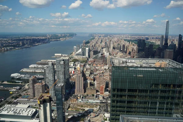 ハドソン ヤード ガラス テラスからニューヨーク市の空中パノラマ — ストック写真
