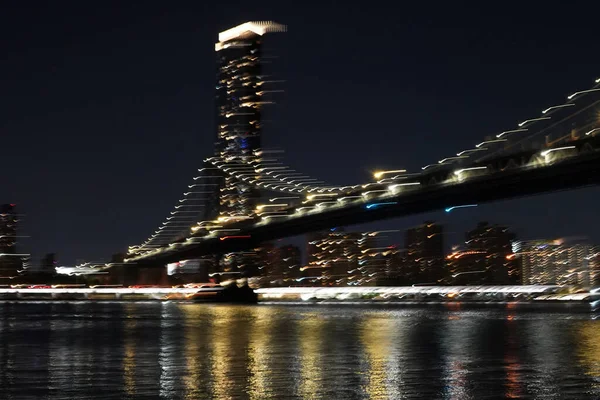 Манхэттен Нью Йорк Ночной Вид Дамбо Художественного Движения Эффект — стоковое фото