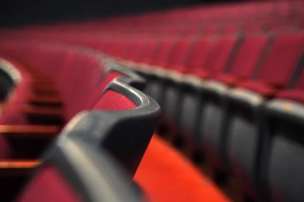 Muchos Rojo Asiento Vacío Teatro — Foto de Stock