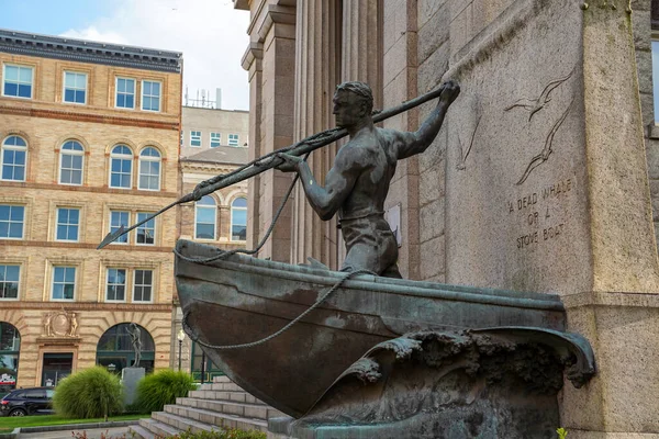 New Bedford Whaling Historical Buildings District Park Harpoon Statue — Stock Photo, Image