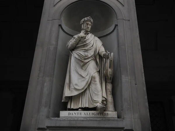 Dante Alighieri Uffizi Florencja Zewnątrz Posąg — Zdjęcie stockowe