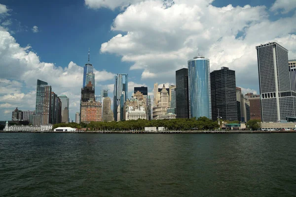 New York Şehri Manhattan Manzaralı Hudson Nehri Özgürlük Adası Manzaralı — Stok fotoğraf