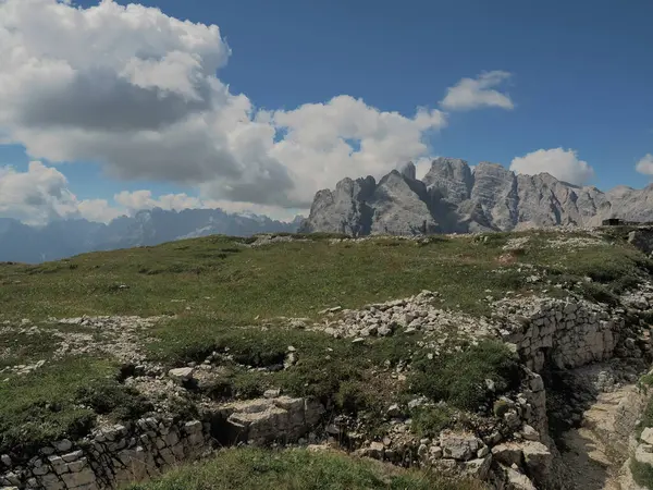 Monte Piana Dolomiti Montagne Prima Guerra Mondiale Sentieri Buche — Foto Stock