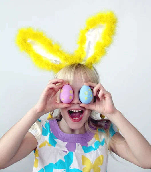 Funny girl with eggs — Stock Photo, Image