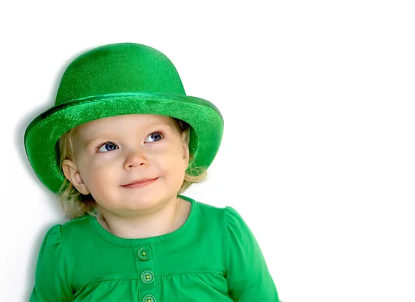 Chica en sombrero verde — Foto de Stock