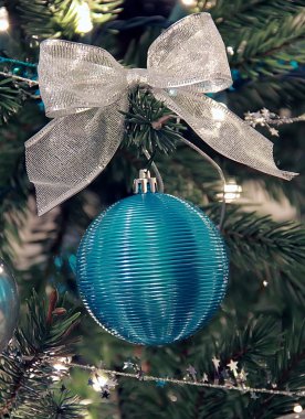 Noel ağacı süslemesi.