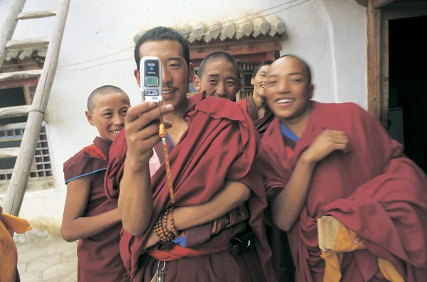 Tibetanska munkar — Stockfoto