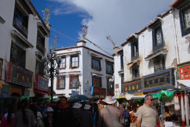 lhasa budur