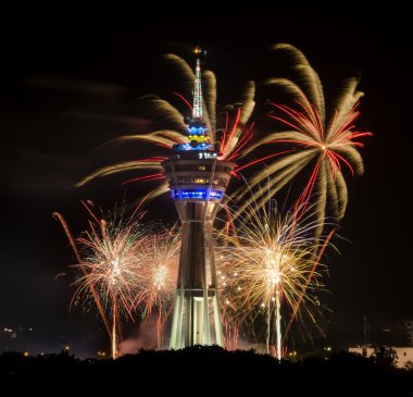 Yeni yıl arifesinde havai Tower'da alor setar Malezya