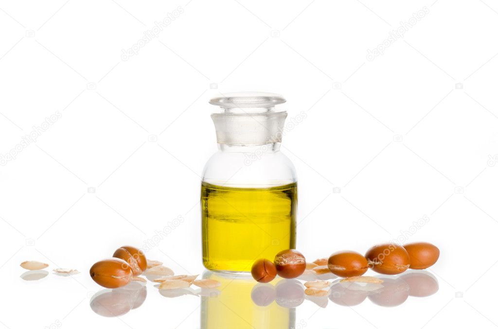 Argan oil and fruits