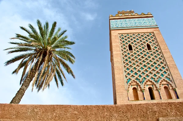 Minaret mešity v marrakech — Stock fotografie