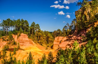 Roussillon, Fransa, aşı boyası yolu