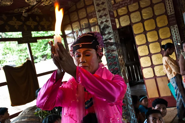 Taungbyone nat festival — Stockfoto