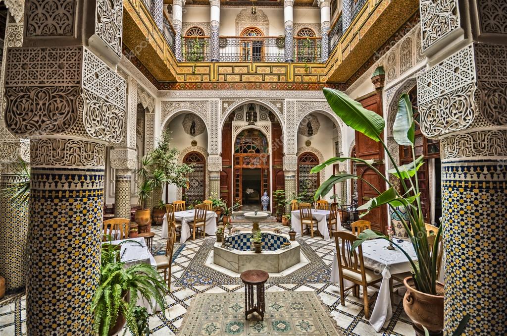 Marokkaanse interieur — Stockfoto © luisapuccini #38202139 Marokkaanse interieur — Stockfoto © luisapuccini #38202139