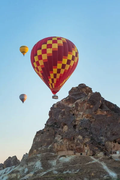 Balloons Tuff Houses Valley Cappadocia Balloons Sky Cappadocia Turkey Flying — Photo