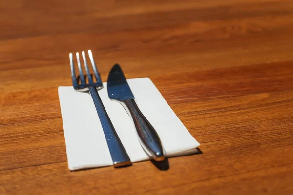 Knife Fork White Napkin Cafe Table Cutlery Wooden Background — Stock Photo, Image