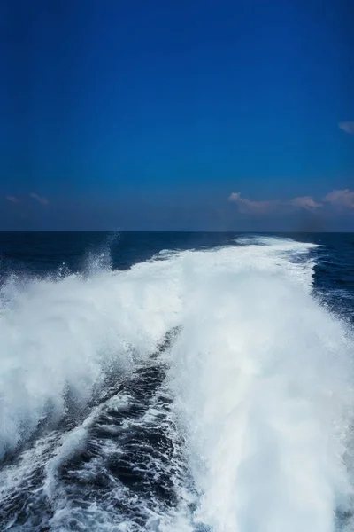 Large Waves Operation Boat Engines Water Pressure Diesel Engines Boat — Stockfoto