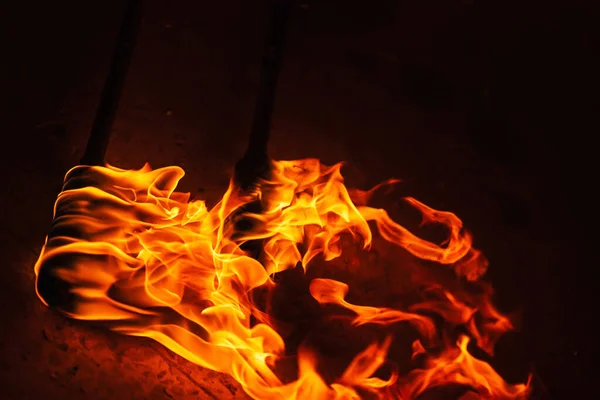 Orange Fire Iron Torch Burning Kerosene Cane Rag Burning Staff — Stockfoto