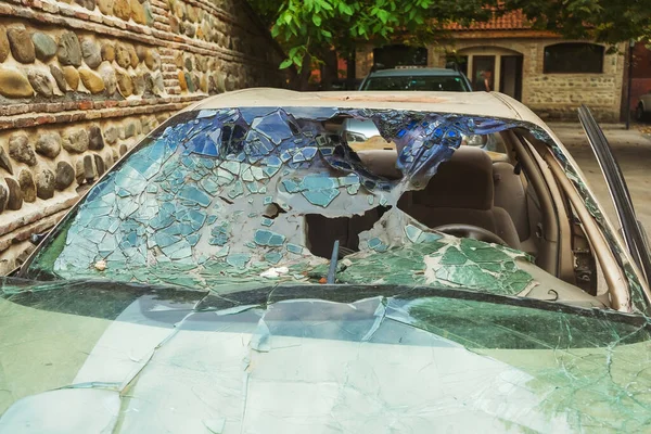 Broken Car Windshield Accident Car Hit Man High Speed Huge — Stock Photo, Image