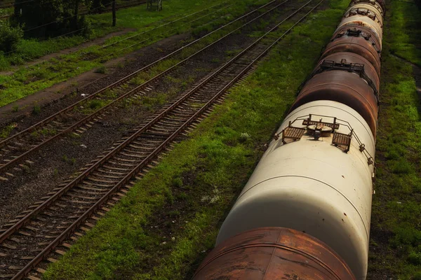 Railroad barrels for transporting oil in Georgia. Tanks for transporting fuel oil by rail in georgia