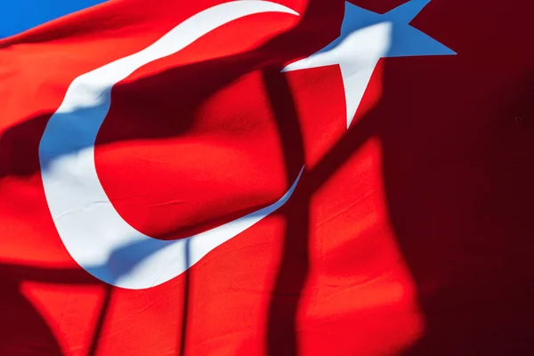 Detailní Fotografie Turecké Vlajky Vlajka Hvězdou Srpek Červeném Pozadí Vlajka — Stock fotografie