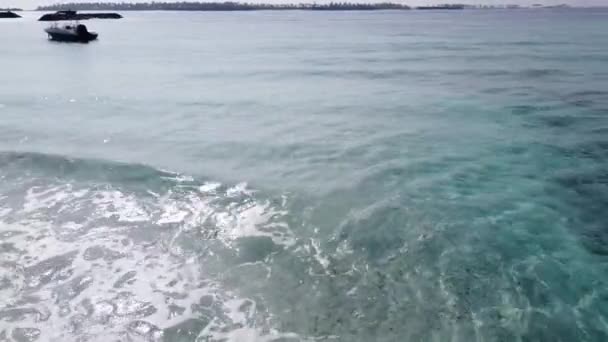 Letecké Bezpilotní Video Luxusní Jachty Zakotvené Tropickém Exotickém Ostrovním Zálivu — Stock video