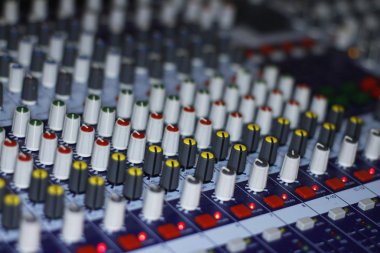 ses karıştırıcı denetleyicisi