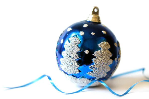 Christmas bauble on white background close-up — Stock Photo, Image
