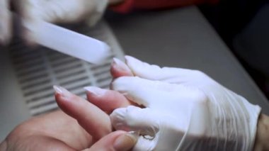 parmak tırnak tedavisi, tırnak içinde güzellik salonları zımpara