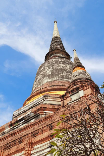 Alter tempel (wat yai chai mongkhol), ayutthaya — Stockfoto