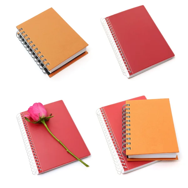 Notebooks geïsoleerd op witte achtergrond — Stockfoto