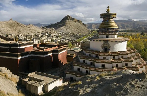 Gyantsie 堡和 kumbum-西藏 — 图库照片