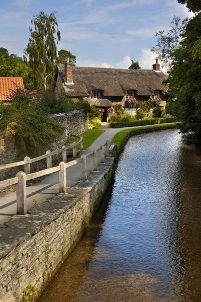 Engels dorp - north yorkshire - Engeland — Stockfoto