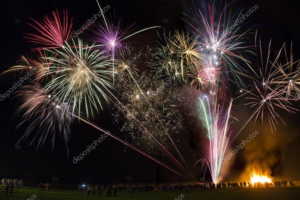 Fireworks Display Guy Fawkes Night — Stock Photo © Steve_Allen 16917595