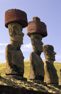 Moai - Paskalya Adası - Güney Pasifik