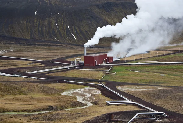 Геотермальная электростанция - Исландия — стоковое фото