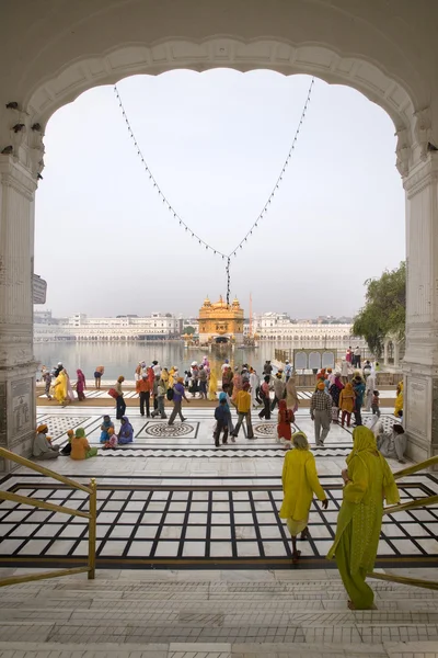 アムリトサルの黄金寺院 - インド — ストック写真