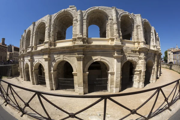 Romeinse amfitheater - arles - ten zuiden van Frankrijk — Stockfoto